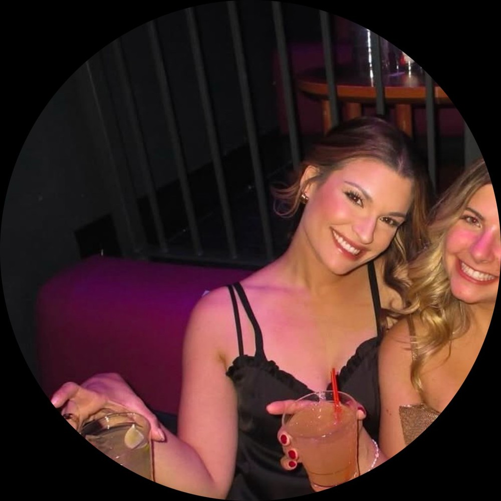 hi!!! Meet your Posher, Courtney